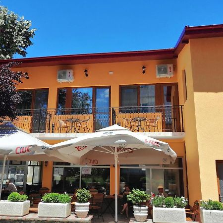 Hotel Casa Gabi'S Orşova Esterno foto