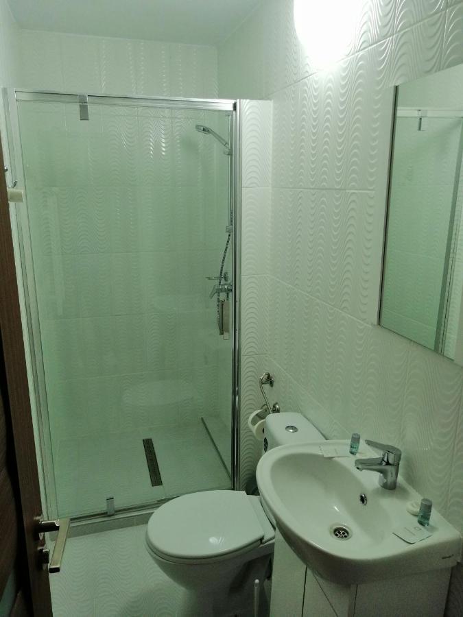 Hotel Casa Gabi'S Orşova Esterno foto